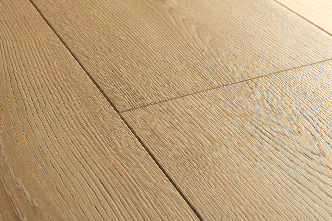 Quick-Step Perspective Nature 'Brushed Oak Warm Natural' PEN4762 - 2.048m2 per pack